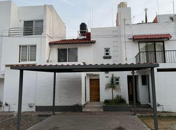 Casa en Venta de 3 habitaciones Bosques del Campestre · Casa en Venta en Bosques del Campestre