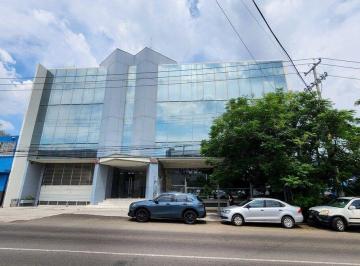 Oficina , Querétaro · Oficina en Renta de 482 m² Sobre Av Peñuelas, Ideal Para Coorporativos