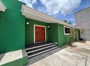 Casa de 3 habitaciones, Mérida · Casa Disponible Para Oficina o Uso Hab. con 3 Habitaciones Al Norte de La Ciudad