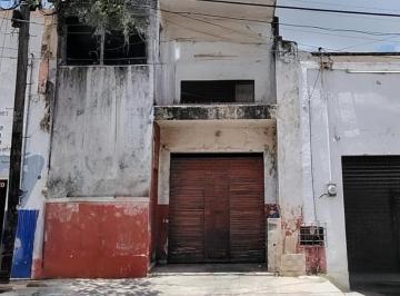 Casa · 370m² · Amplia Casa en Venta de 2 Pisos Cerca Mejorada y Plancha (Fvc - 2639)