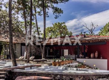 Casa · 891m² · 6 Recámaras · 2 Estacionamientos · Casa en Renta - (4)