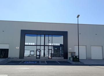 Nave industrial , Toluca · Nave Industrial de 1,800 m² en Renta Sobre Blvd. Aeropuerto Toluca