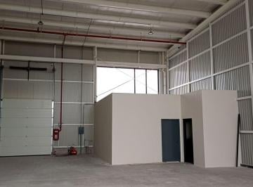 Nave industrial , Toluca · Bodega en Renta Toluca - 300 m² Sobre Blvd. Aeropuerto