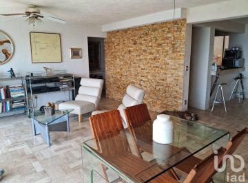 Departamento · 118m² · 2 Recámaras · 1 Estacionamiento · Departamento en Venta Av Anahuac con Vista Al Mar