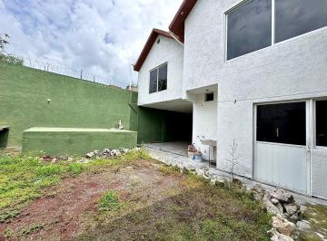 Casa de 4 habitaciones, Jiutepec · ¡Casa con Amplios Espacios en Col. Valle Verde! (Oriente de Cuernavaca)