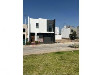N/A · Casa en Venta Fracc Adamar Tlajomulco de Zuñiga, Jalisco