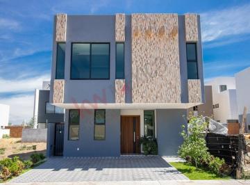 N/A · Casa en Venta en Bosques Vallarta, Zapopan, jal