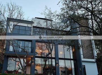 Casa de 6 habitaciones, Zapopan · Casa en Venta en Las Cañadas