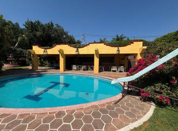 Casa 1663m² Venta Jardines de Delicias · Venta de Conjunto de Tres Hermosas Casas en Jardines de Delicias