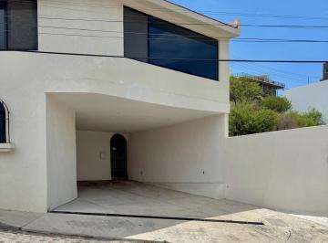 Casa · 486m² · 4 Recámaras · Casa en Pedregal de Vista Hermosa