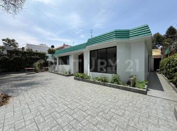Casa · 219m² · 4 Recámaras · 6 Estacionamientos · Venta de Casa en Jardines del Sur, Xochimilco