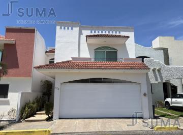 Casa · 300m² · 3 Recámaras · 2 Estacionamientos · Casa en Venta en Fracc. Playas del Conchal, Alvarado Veracruz.