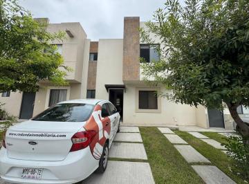 Casa · 90m² · 3 Recámaras · 1 Estacionamiento · Casa en Elmarques