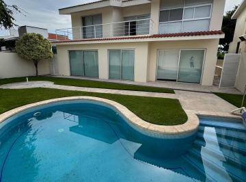 Casa de 4 habitaciones, Emiliano Zapata · Casa en Venta Paraiso Country Club