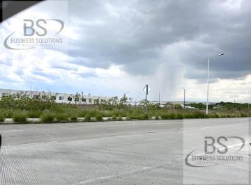 Terreno / Lote · 1621m² · Kl/ en Venta Terreno Comercial Sobre Av.