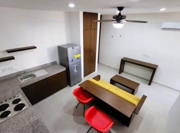 Departamento · 130m² · 2 Recámaras · 2 Estacionamientos · Townhouse en Renta Amueblado con Paneles Solares en Montebello