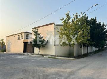 Casa · 700m² · 3 Recámaras · 5 Estacionamientos · Quinta en Venta en Portal del Norte, General Zuazua - (4)