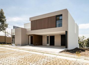 Casa · 262m² · 3 Recámaras · 2 Estacionamientos · Casa en Venta en Parque San Marino, Lomas de Angelópolis II