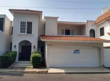 Casa Venta 399m² de 3 habitaciones · Casa en Venta en Fracc Costa de Oro