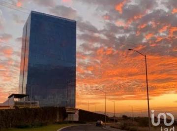 Local comercial · 80m² · Local en Renta en Corporativo Titanium