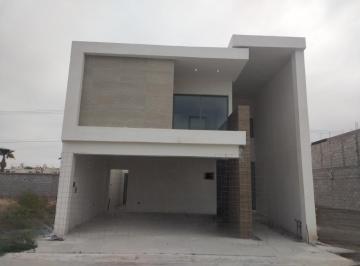 Casa · 190m² · 2 Estacionamientos · Casa en Cerrada Cerca de Periférico
