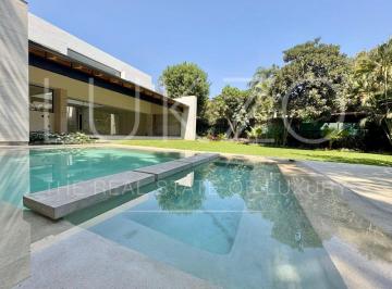 Casa de 4 habitaciones, Cuernavaca · Casa en Venta en Tabachines