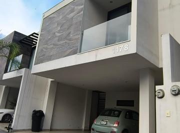 Casa en condominio de 3 habitaciones, Monterrey · Casa Equipada en Renta en Cumbres Platinum