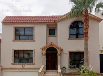 Casa · 362m² · 3 Recámaras · Casa en Venta