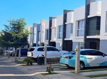 Casa · 3 Recámaras · 2 Estacionamientos · Casa en Venta Bosque Monarca Bosques del Rey Culiacan Sinaloa