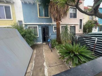 Casa · 60m² · 2 Recámaras · 1 Estacionamiento · Casa en Venta a 2 Minutos de Adolf Horn, Los Cantaros
