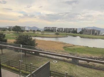 Departamento de 3 habitaciones, El Marqués · Departamento en Venta en Zibata con Vista Al Campo de Golf, 3 Habitaciones