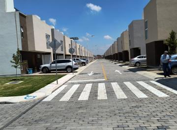 Casa en condominio · 200m² · 3 Recámaras · 3 Estacionamientos · Casa en Condominio en Venta Cerca de Ceboruco