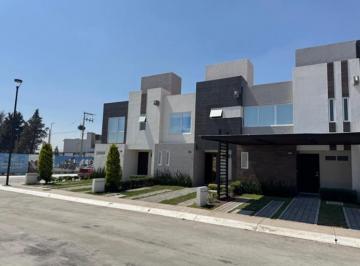 Casa en condominio · 102m² · 3 Recámaras · 2 Estacionamientos · Venta de Casa Modelo Aliso en Residencial Arona en Zinacantepec Estado de México