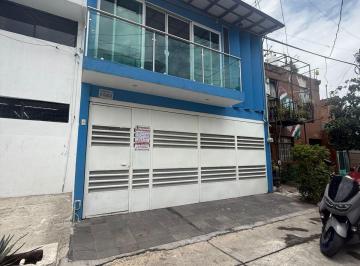 Casa de 3 habitaciones, Hostotipaquillo · Bonita Casa Bien Ubicada en Mezquinan Contry