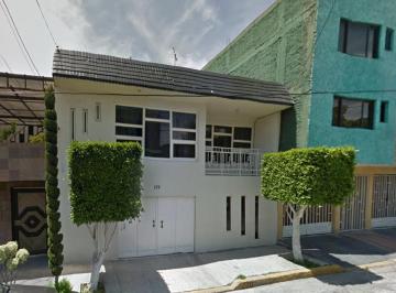 Casa de 3 habitaciones, Nezahualcóyotl · Casa en Venta en Benito Juarez, Cd Nezahualcoyotl