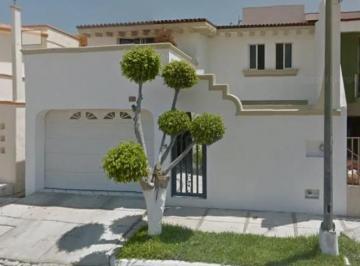 Casa de 3 habitaciones, Mazatlán · Hermosa Casa en Venta de Remate en Mazatlan Sinaloa