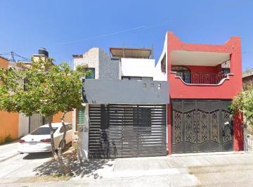 Casa de 3 habitaciones, San Pedro Tlaquepaque · Casa en Lomas de San Pedrito, Tlaquepaque en Remate