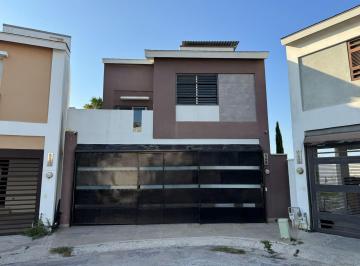 Casa 186m² Venta Almeria · Casa en Venta en Almería Residencial Con. Excedente y Niveles Equipada