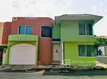 Casa de 3 habitaciones, Boca del Río · Casa Impecable en Venta Y/o Renta en Vía Muerta