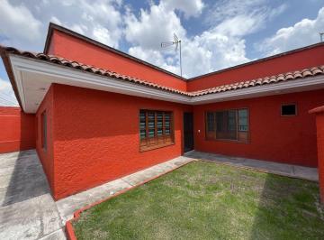 Inmueble productivo urbano , Zapopan · Casa con 2 Locales Comerciales de Oportunidad en Av Base Area