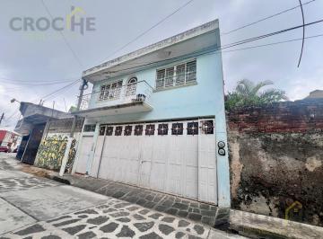 Casa · 379m² · 4 Recámaras · 4 Estacionamientos · Casa en Área Comercial en El Centro de Naolinco, Veracruz