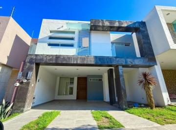 Casa de 3 habitaciones, Aguascalientes · Casas en Venta en Aguascalientes Norponiente en Ruscello Residencial Amplia
