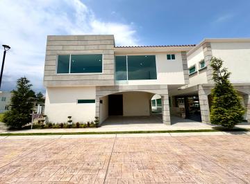 Casa en condominio de 6 habitaciones, Metepec · Se Vende Casa en Residencial en Metepec
