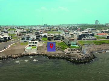 Terreno / Lote · 696m² · Terrenos en Venta en Playas del Conchal