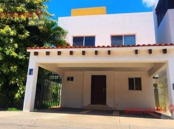Casa · 155m² · 4 Recámaras · 2 Estacionamientos · Casa en Fraccionamiento Bonanza