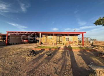 Casa · 99m² · 2 Recámaras · 31 Estacionamientos · Casa de Campo en Venta en Cañon de Jacales en Chihuahua, Chih.