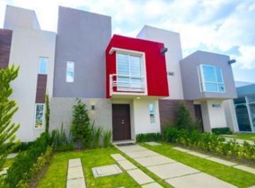 Casa en condominio · 94m² · 3 Recámaras · 2 Estacionamientos · Venta de Casas Modelo Cedro en Residencial Imperio Real en La Providencia Otzolotepec
