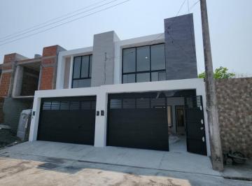 Casa · 149m² · 3 Recámaras · 2 Estacionamientos · Casa en Venta El Morro Boca del Rio