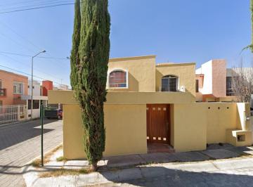 Casa de 3 habitaciones, Querétaro · Casa en Venta en La Joya Queretaro