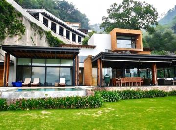 808414810578294c5c5b94551e37c77d2deb97dbbdc0b018381f93ecbf429c95 · Casa en Venta en La Ceiba, Santa María Ahuacatlán, Valle de Bravo, Edomex.